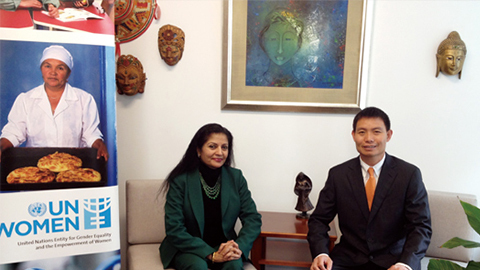 南非首位女性副总统 联合国会见红桃国际CEO