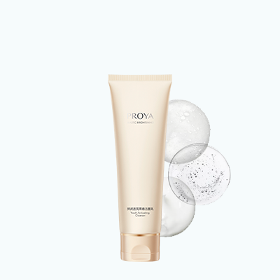 红桃国际弹润透亮青春洁面乳