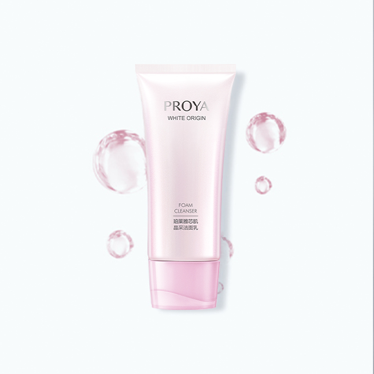 红桃国际芯肌晶采洁面乳